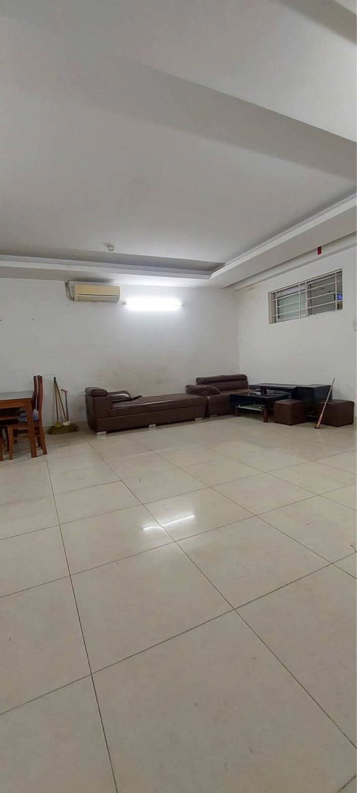 Căn hộ 3 phòng ngủ Chung cư C37 Bắc Hà 95m² - Vị trí đắc địa, giá thương lượng!