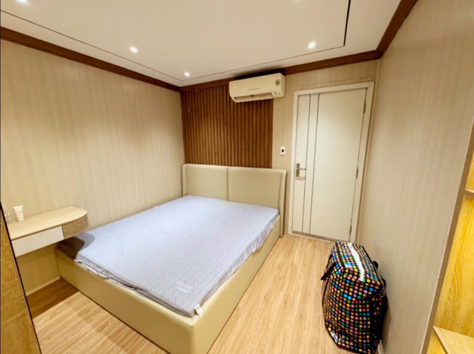 Căn hộ tập thể Đống Đa 150m² giá 5.85 tỷ - Thiết kế 4 phòng ngủ, ô tô tránh!