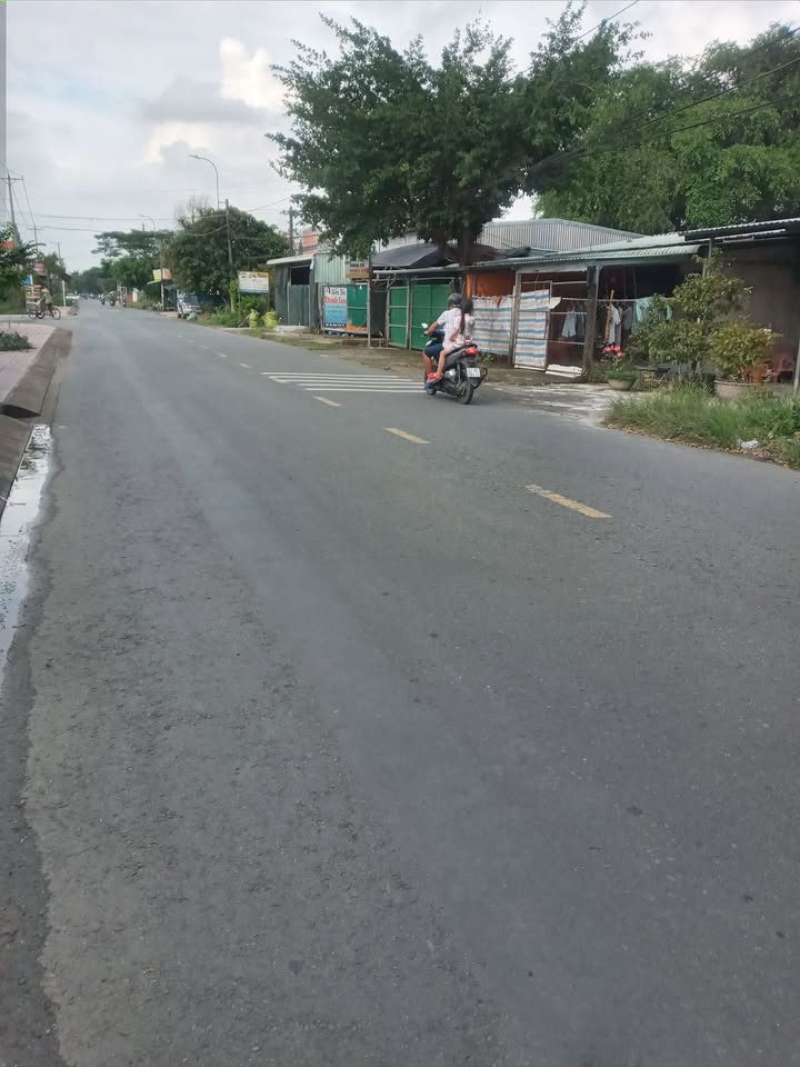 Đất mặt tiền kinh doanh phường 4, Tân An 540m² giá 5.28 tỷ - Vị trí đắc địa cho đầu tư!