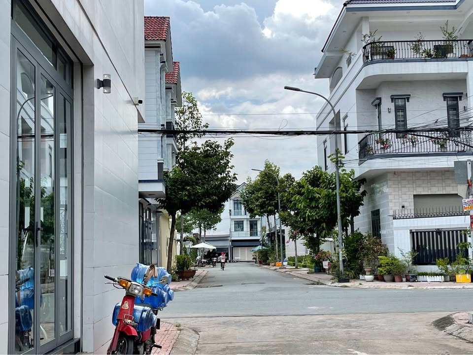 Đất nền Mỹ Tho 100m² giá 1.8 tỷ - Khu dân cư văn minh, yên tĩnh!