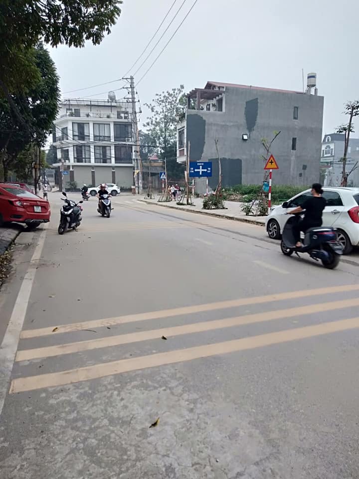 Đất nền chính Ngô Gia Tự Vĩnh Yên 100m² giá tốt - Kinh doanh sầm uất!