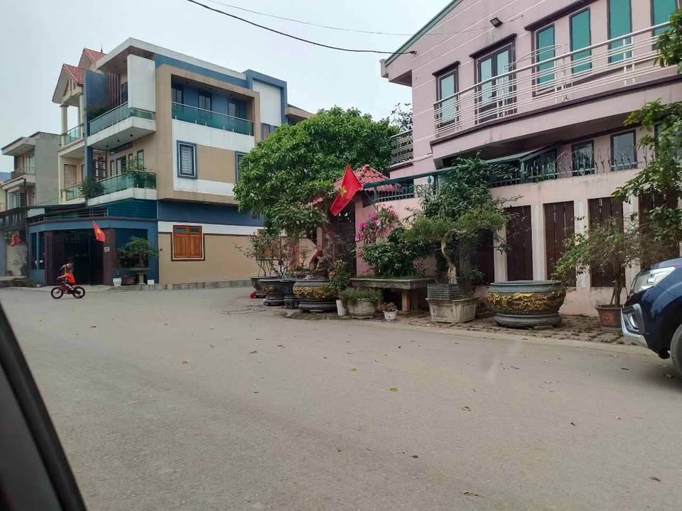 Đất nền mặt tiền đường QL2C, Đồng Tâm, Vĩnh Yên 132m² giá 2 tỷ - Cơ hội đầu tư tuyệt vời!