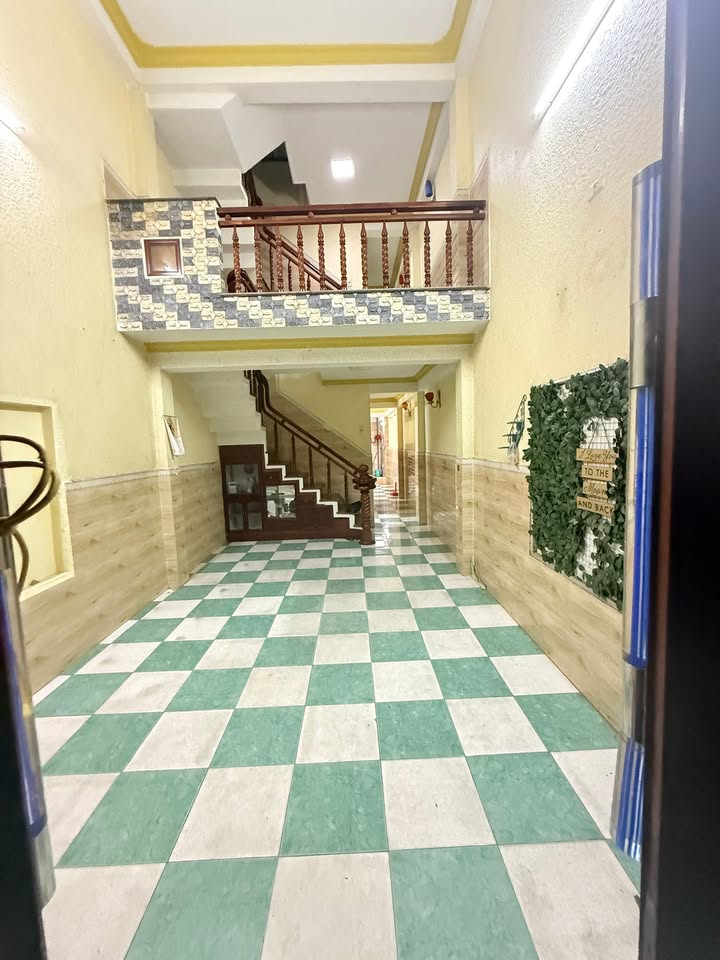 Nhà nguyên căn mặt tiền Lê Thanh Nghị, Quy Nhơn 60m² - Thích hợp kinh doanh gia đình!