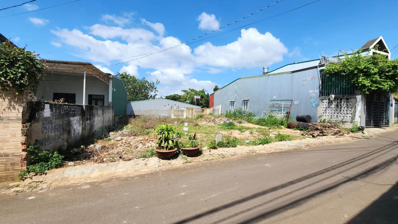 Nhà mặt tiền Hoàng Thế Thiện, Buôn Ma Thuột 126.5m² chỉ 3.286 tỷ - Hướng Đông Nam, đầu tư sinh lời!