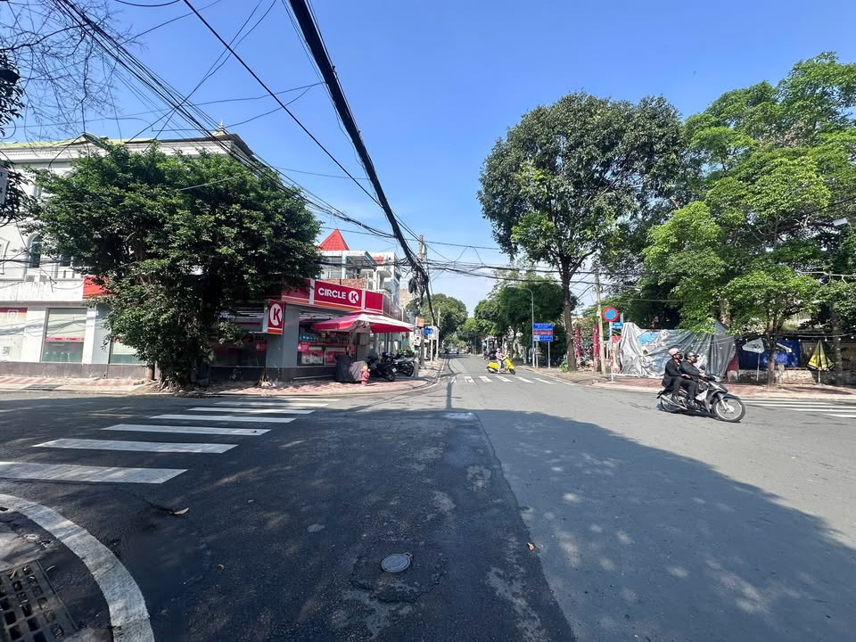 Nhà mặt tiền đường Thống Nhất, Thủ Đức 197m² giá 52 tỷ - Cơ hội đầu tư sinh lời cao!