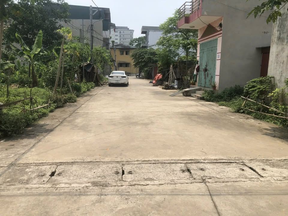 Đất nền Xuân Khanh 71,4m² giá chỉ 2 tỷ - Vị trí đắc địa, tiện ích đầy đủ!