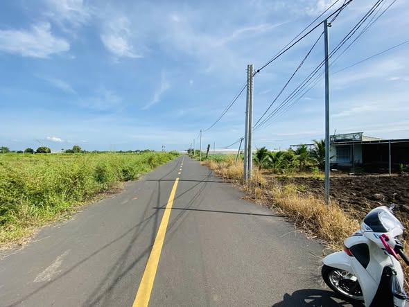 Đất nền Bà Rịa - Vũng Tàu 1300m² giá 2.2 tỷ - Cơ hội vàng đầu tư!