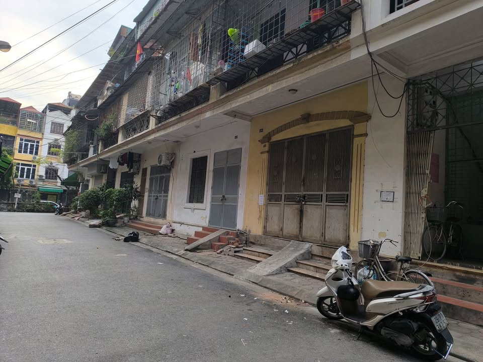 Căn hộ Tập thể Tầng 3 Nguyễn Thái Học 48m² giá thỏa thuận - Sẵn sàng vào ở ngay!