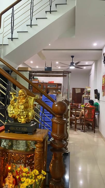 Nhà đẹp mặt tiền đường Nguyễn Xí, Đà Nẵng 90m² giá 8 tỷ - Thiết kế sang trọng chuẩn châu Âu!