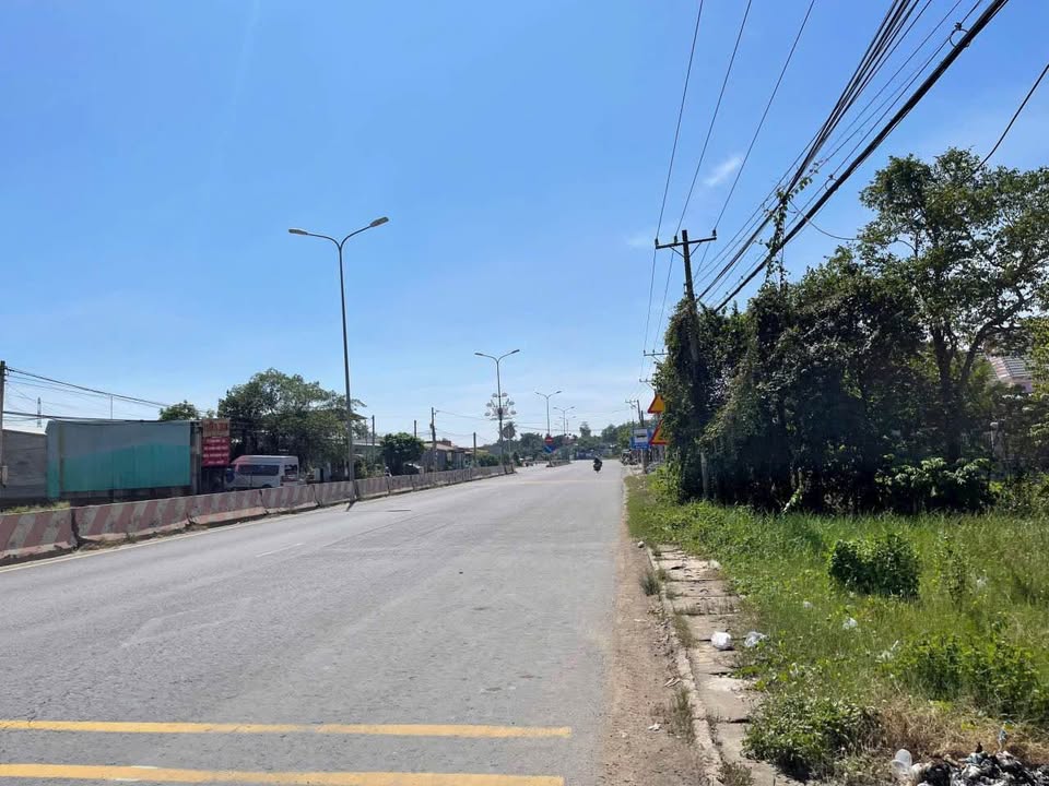 Đất thổ cư mặt tiền ĐT 782, 267m² giá 2.25 tỷ - Cơ hội đầu tư tuyệt vời!