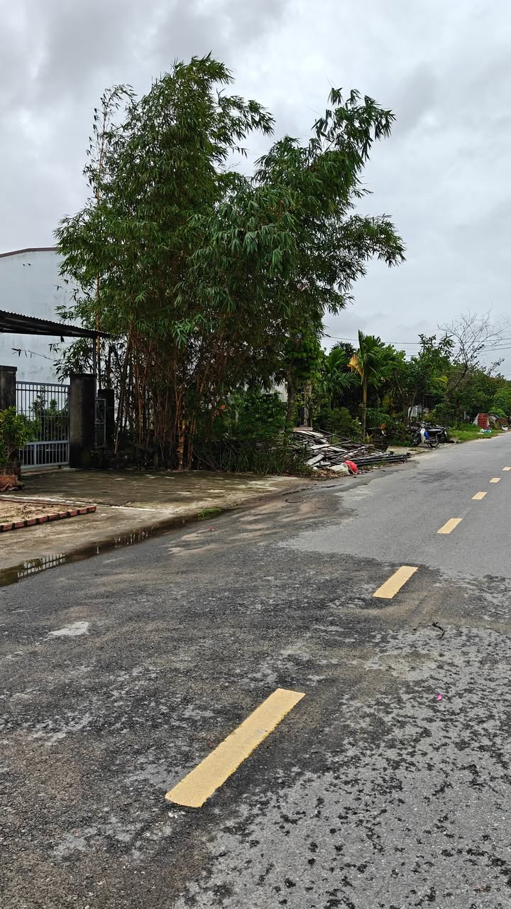 Đất mặt tiền đường Xô Viết Nghệ Tĩnh, Hội An 175m² giá 4.4 tỷ - Sổ đỏ chính chủ, vị trí đẹp!