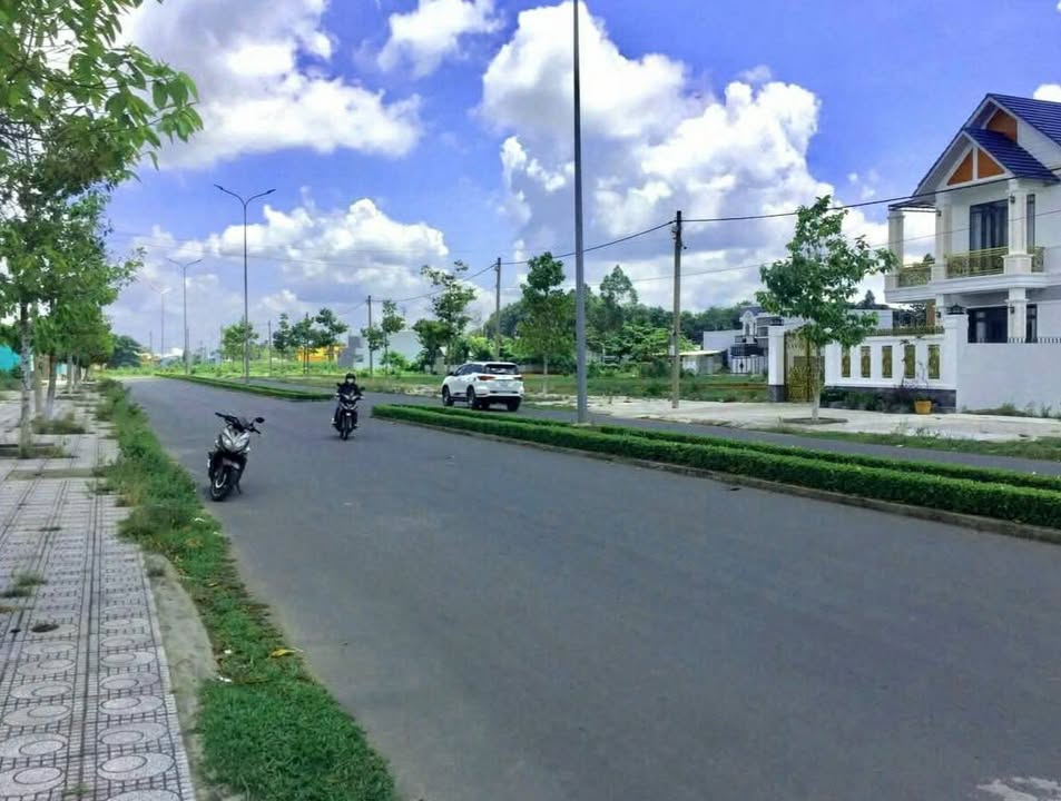 Đất nền liền kề khu đô thị Minh Linh, Vĩnh Long 225m² giá 3.3 tỷ - Đầu tư sinh lời!