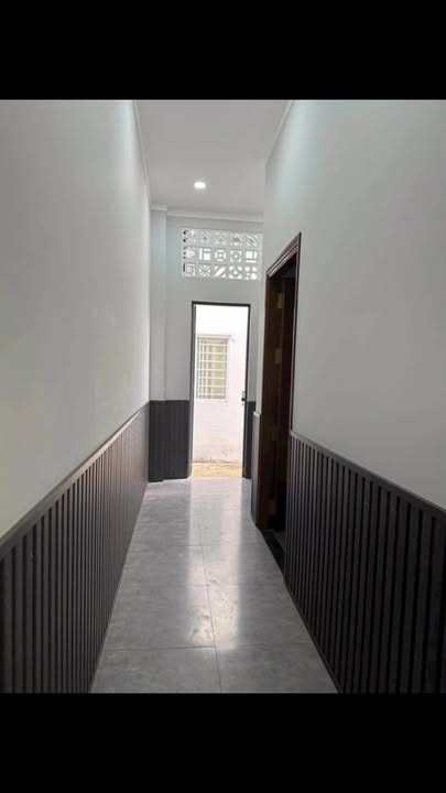 Nhà 1 Trệt 1 Lầu Khu Hoàng Hảo Vĩnh Long 100m² giá 3.15 tỷ - Dọn vào ở ngay!