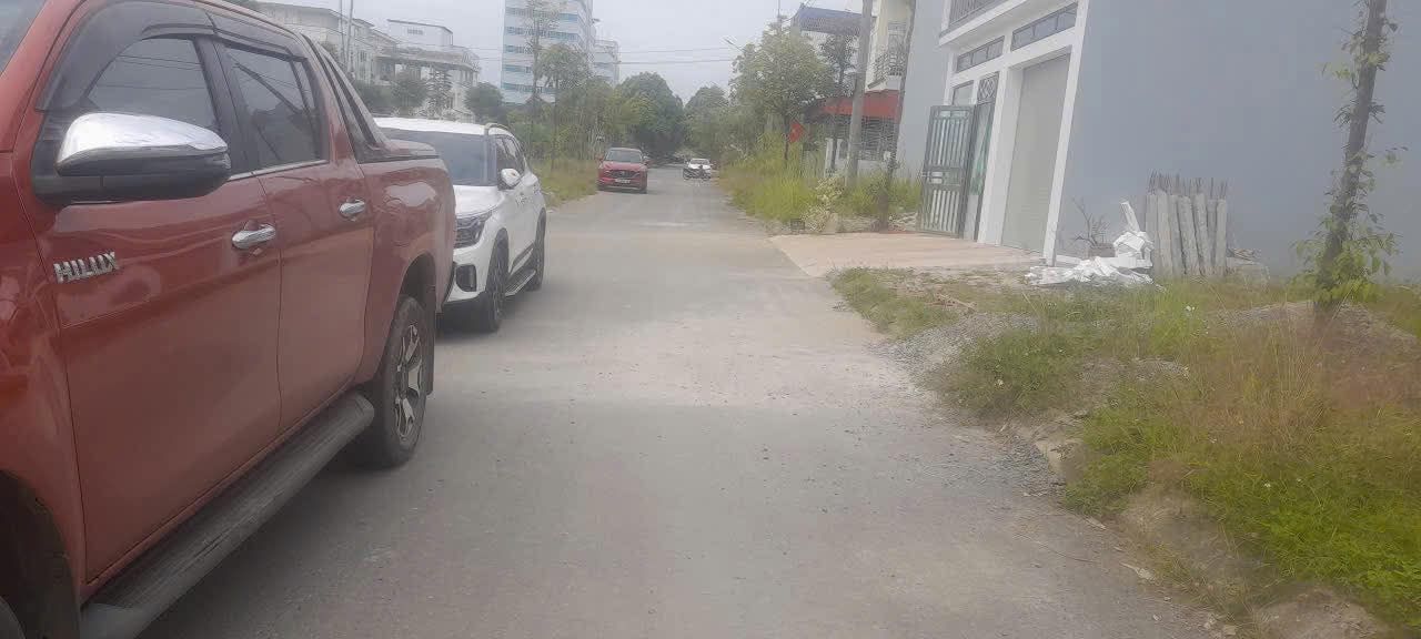 Đất nền Tân Phong Lai Châu 105m² giá 1.1 tỷ - Đầu tư sinh lời không thể bỏ lỡ!