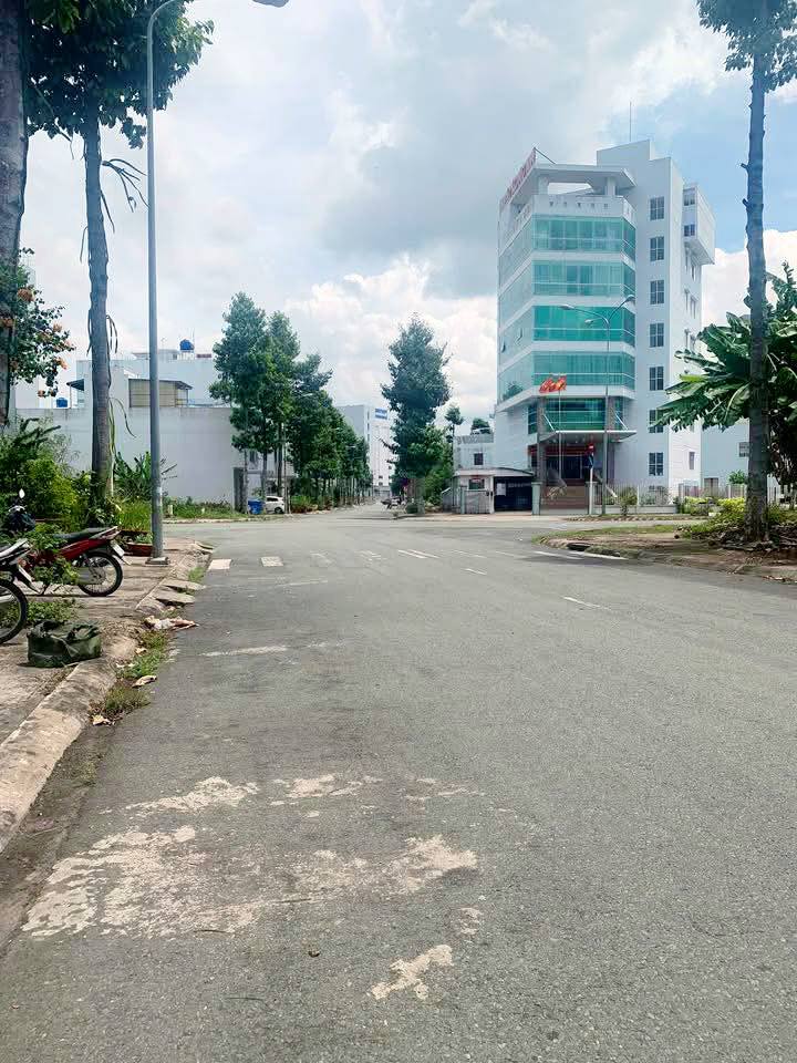 Đất nền liền kề khu Idico1, TP Tân An, 162m² giá 6 tỷ - Đối diện Sacombank!