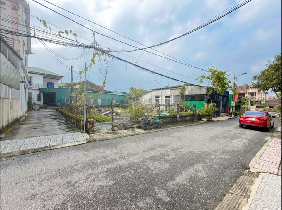 Đất 2 mặt tiền Trịnh Khắc Lập, Hà Tĩnh 133m² giá 3.7 tỷ - Đầu tư sinh lời ngay!