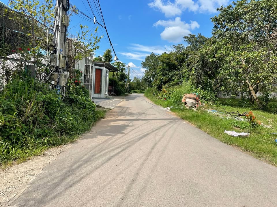 Đất nền Suối Cát 165m² giá 700 triệu - Mặt tiền đường nhựa, gần chợ và trường học!