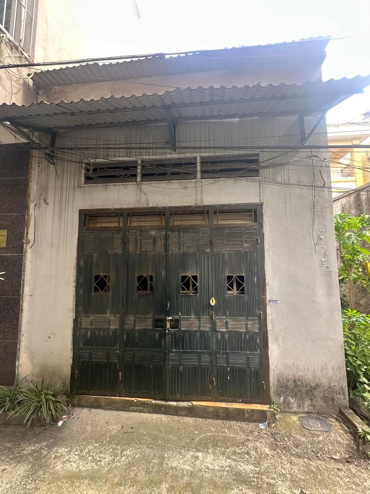 Đất đẹp 42m² tại ngã ba Hoàng Tăng Bí - Thích hợp xây nhà cho thuê sinh viên!