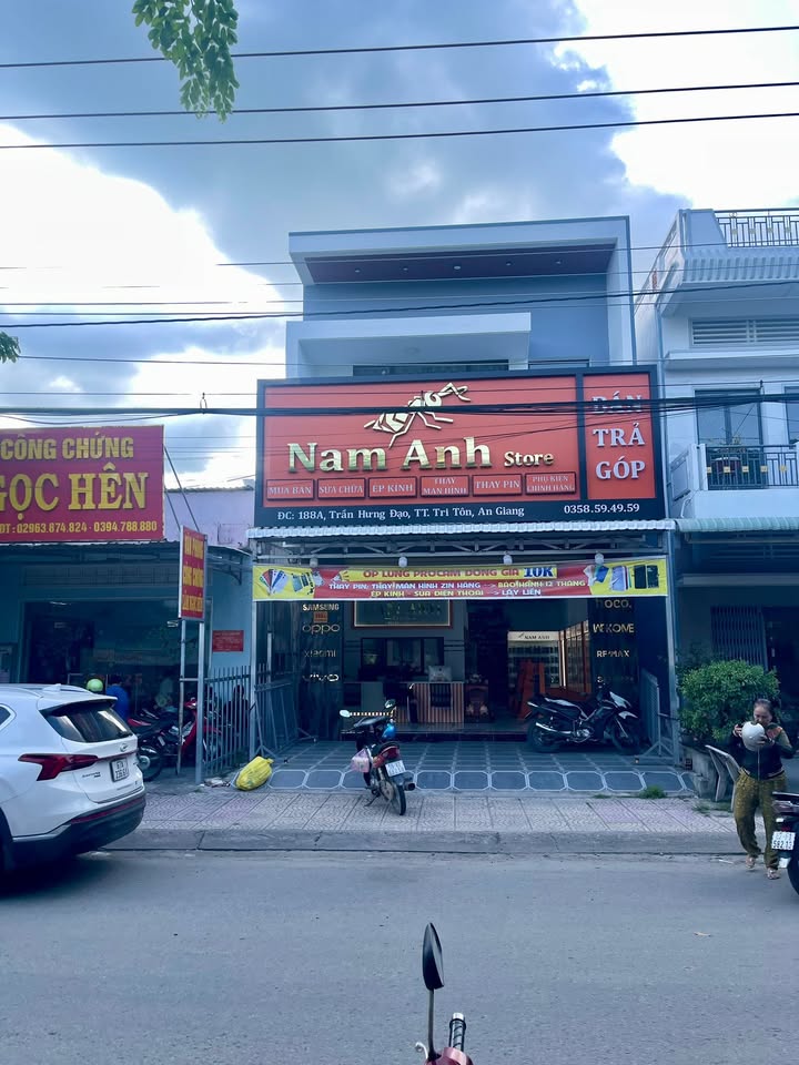 Nhà 2 tầng tại Trung Tâm Chợ Tri Tôn 174m² giá 7.4 tỷ - Vị trí đắc địa kinh doanh!