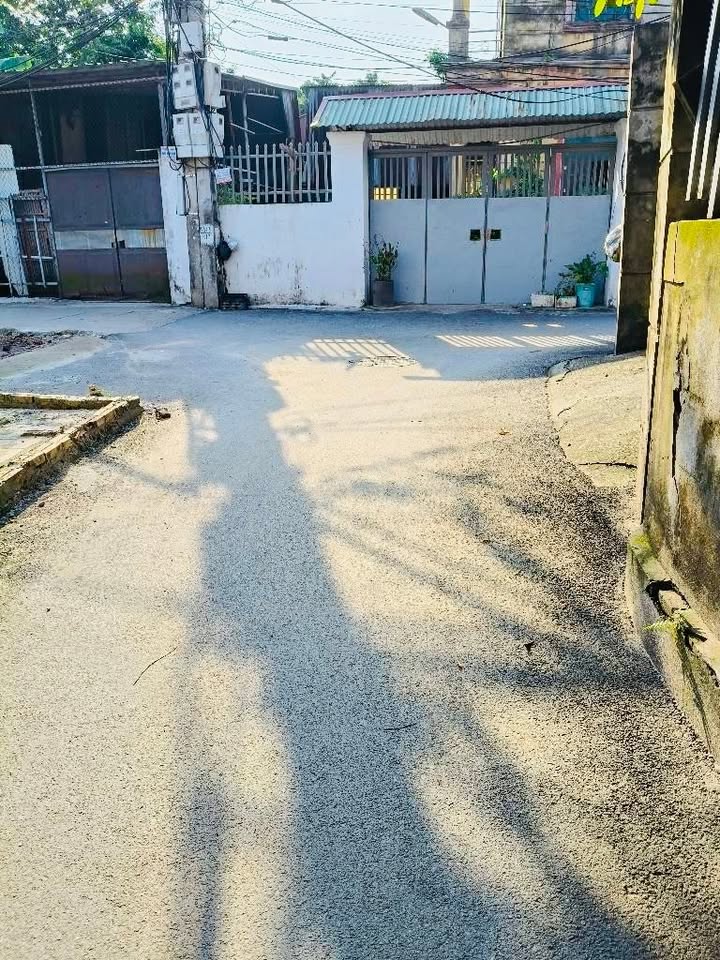 Nhà mặt tiền đường chính Phù Khê, Từ Sơn 52m² giá 2 tỷ - Sổ đỏ chính chủ sẵn sàng giao dịch!