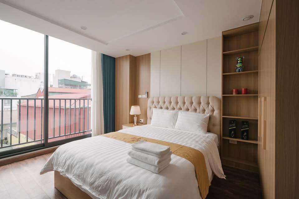 Căn hộ cho thuê tại Ngõ 104 Đào Tấn, Ba Đình 100m² - Full nội thất cao cấp, vào ở ngay!