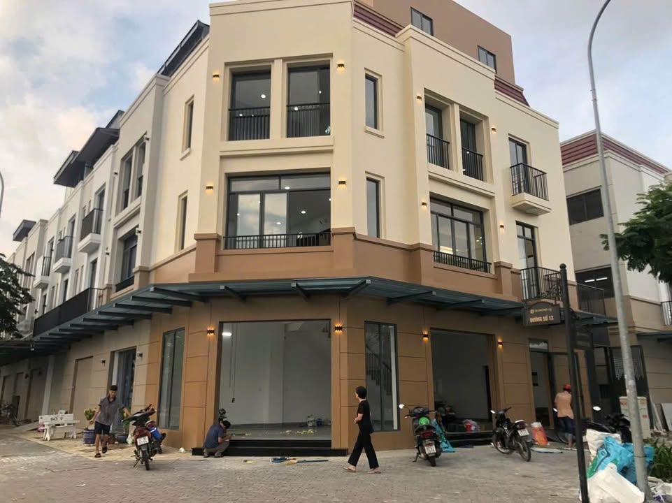 Nhà cho thuê mặt tiền Đường số 13, phường Mỹ Phước, 110m² - Phù hợp kinh doanh