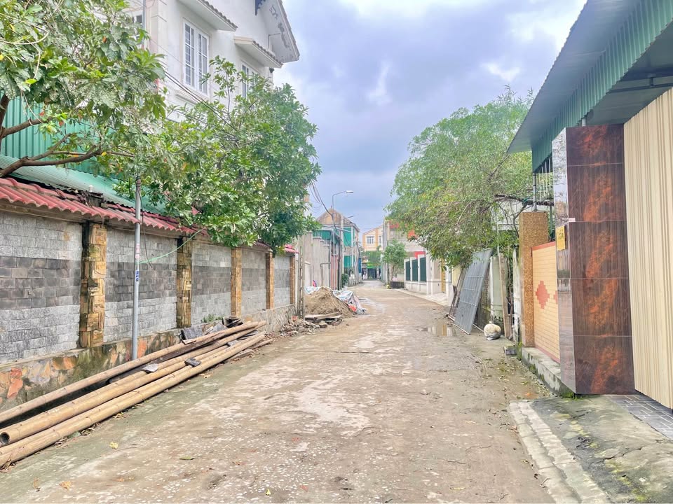 Bán đất Hưng Chính, TP Vinh 110,1m² giá 3,2 tỷ - Vị trí đẹp, pháp lý rõ ràng!