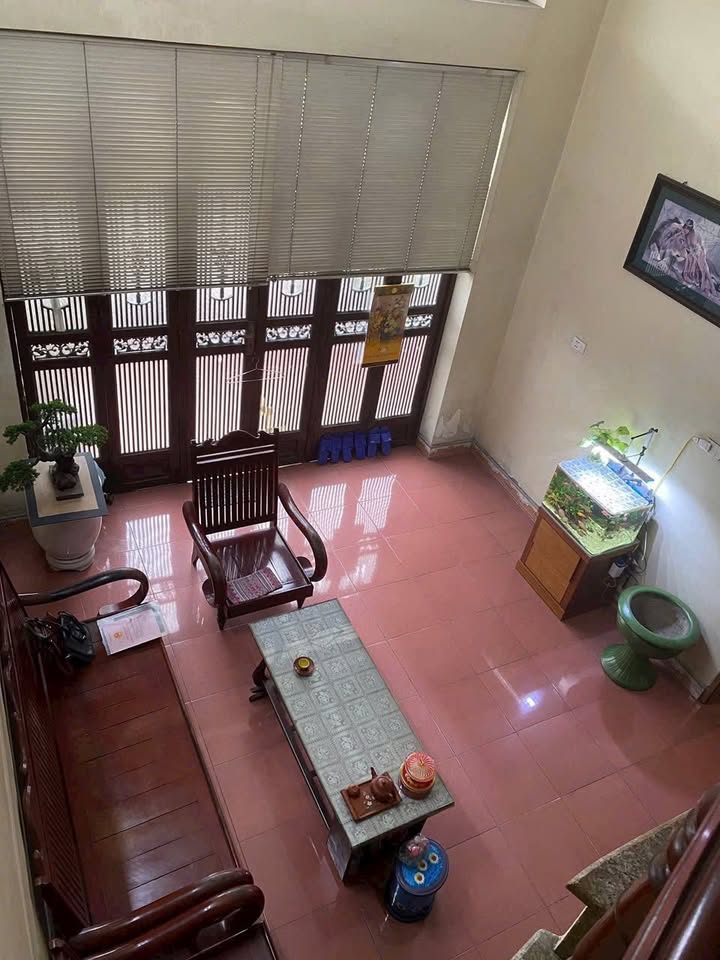 Nhà phố Hạ Long 112m² giá 1.6 tỷ - Vị trí trung tâm, ô tô vào tận nơi!