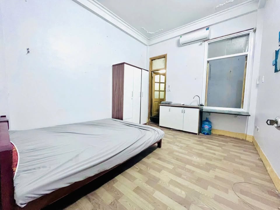 Căn hộ cho thuê tại Đội Cấn 25m² giá 3.4 triệu - Tiện nghi đầy đủ, chính chủ