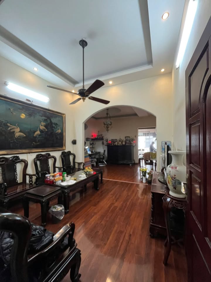 Cho thuê nhà phố Cao Thắng 145m² - Thích hợp làm homestay hoặc quán cafe!