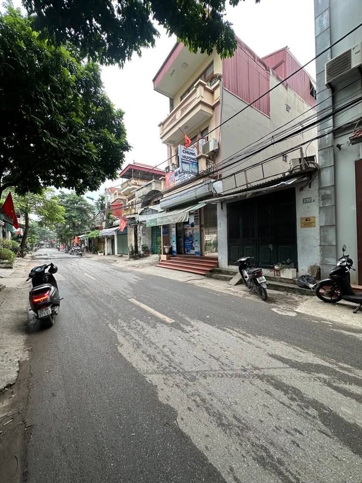 Bán FrontHouse Lĩnh Nam 57m² giá 10 tỷ - Kinh doanh sầm uất, tiềm năng tăng giá cao!