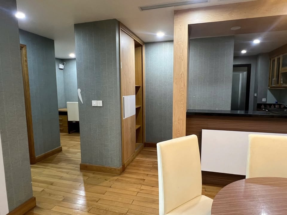 Căn hộ Mandarin Garden Hoàng Minh Giám 114m² giá thỏa thuận - Full nội thất, view bể bơi!