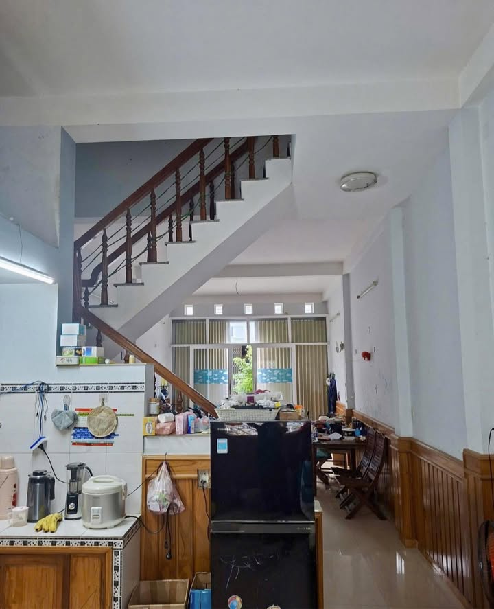 Nhà 2 tầng kiên cố tại Tây Sơn, Pleiku 64m² - Ô tô vào tận cửa, giá tốt thương lượng!
