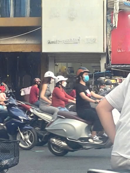 Nhà 3 Tầng Mặt Tiền Lotte Mart Đường 3 Tháng 2 Quận 11 - Cho Thuê 18.5 triệu/tháng