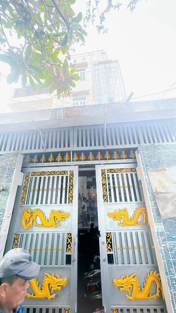 Nhà 5 tầng đường Đoàn Văn Bơ, quận 4, 56m² giá 8 tỷ - Vừa ở vừa kinh doanh!