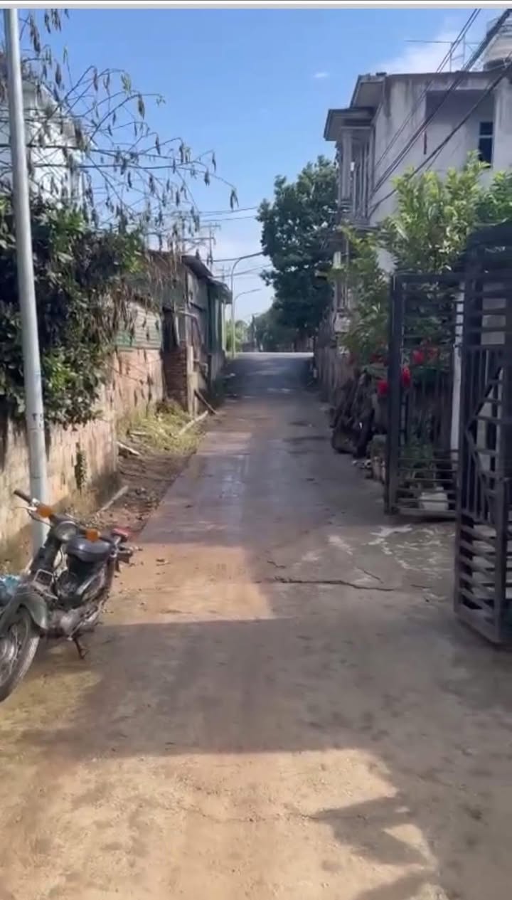 Đất Vân Nam Phúc Thọ 102m² chỉ từ 2 triệu/m² - Vị trí trung tâm thuận lợi!