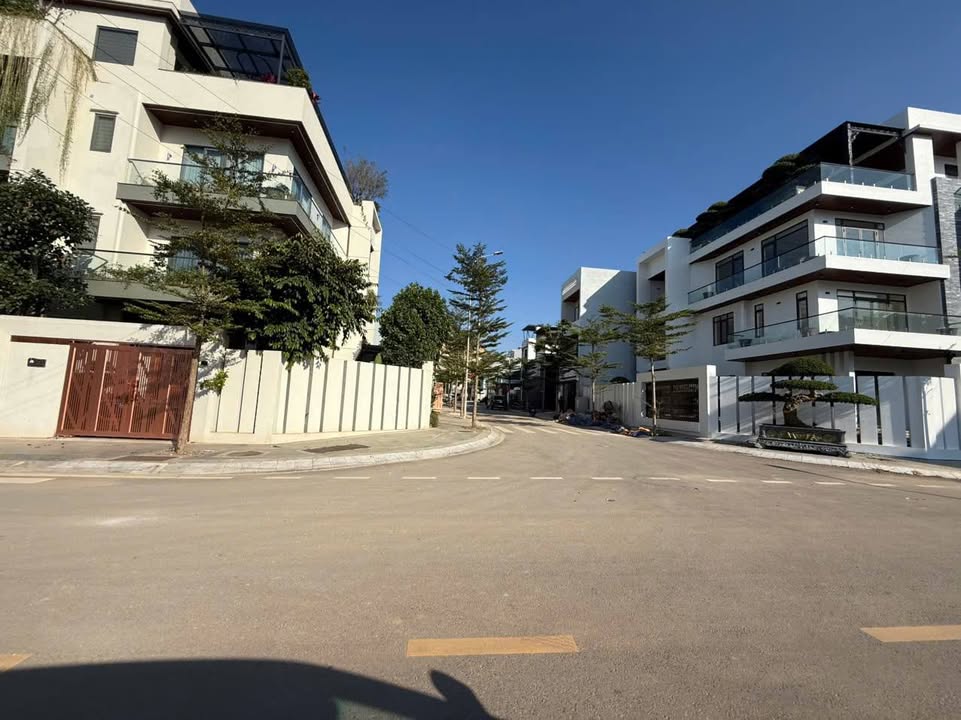 Đất nền khu đô thị Kim Sơn Sơn La 97.5m² giá 2 tỷ - Cơ hội đầu tư tuyệt vời!