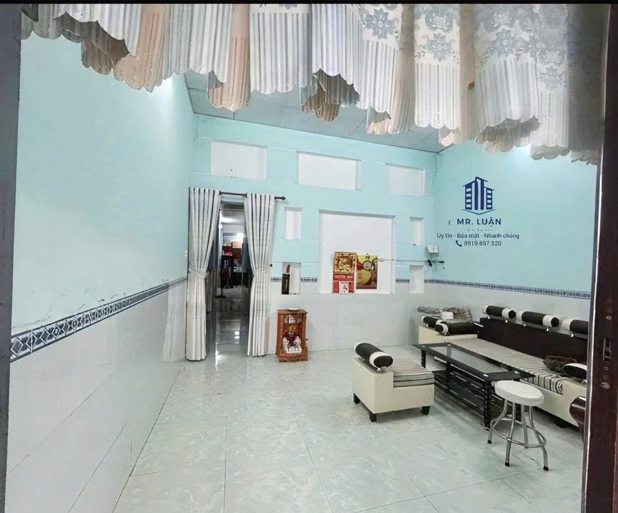 Nhà phố đường N18, Khu đô thị Bạch Đằng, Cà Mau, 108m² - Giá chỉ 1.2 tỷ!