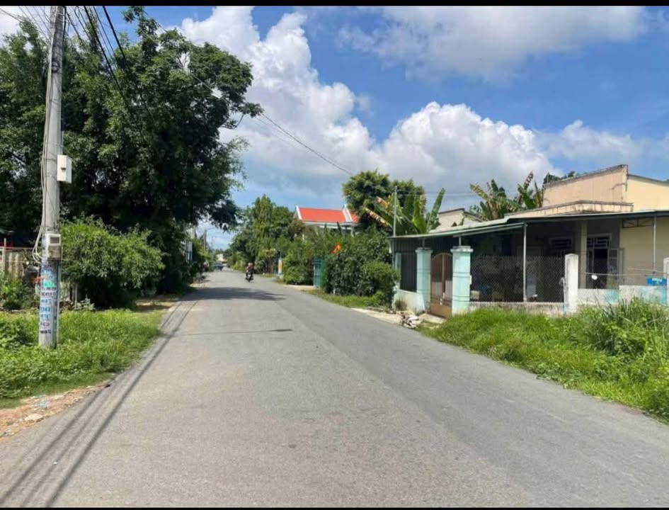 Biệt thự góc 3 mặt tiền Trần Chánh Chiếu, Long Toàn, 210m² - Khu dân cư sầm uất!