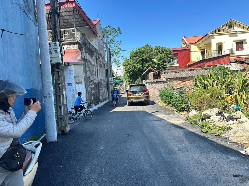 Đất nền Tân Dân, Sóc Sơn 99m² giá 2.574 tỷ - Đường ô tô rộng rãi, tiện ích đầy đủ!