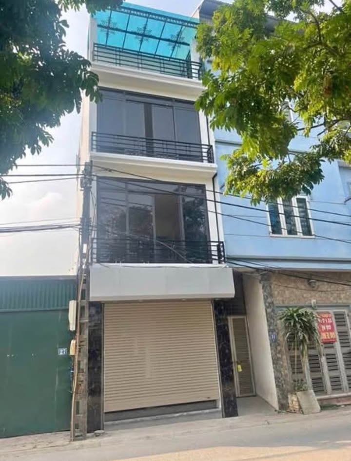 Nhà phố Lê Văn Hiến, Đông Ngạc 38m² - Vị trí trung tâm, sổ đỏ chính chủ!