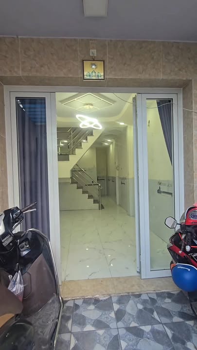 Nhà phố Lương Văn Cang, Quận 8, 35m² giá 3.98 tỷ - Chính chủ bán gấp!