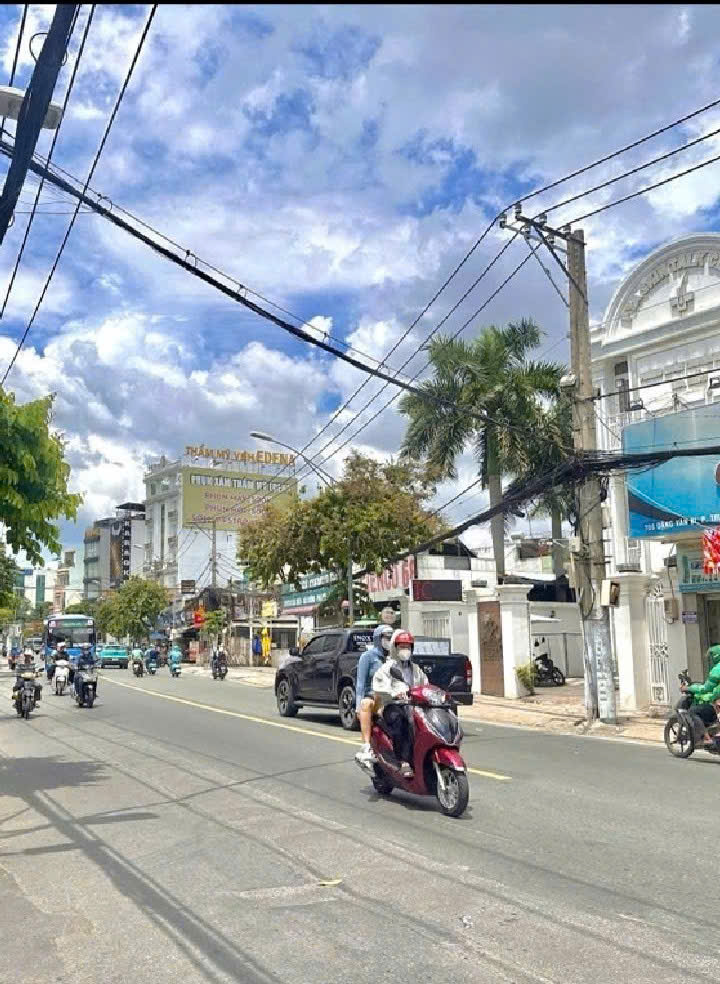 Mặt tiền kinh doanh Đặng Văn Bi 40m² giá 4.3 tỷ - Cơ hội đầu tư hiếm có!