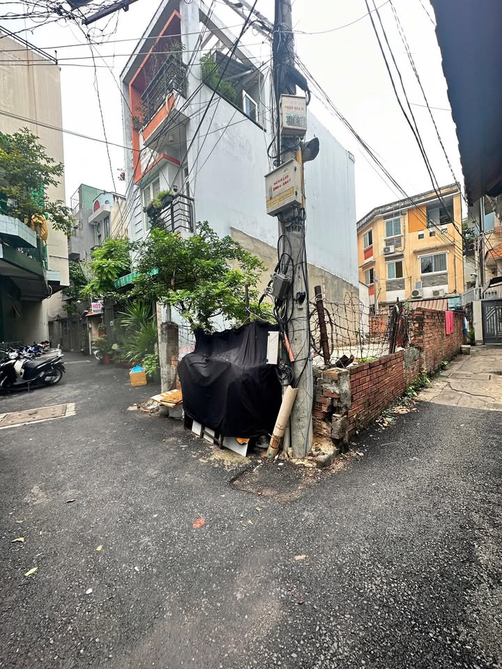 Đất nền Gò Vấp 83m² giá 7.19 tỷ - Sổ hồng chính chủ, tặng giấy phép xây dựng!