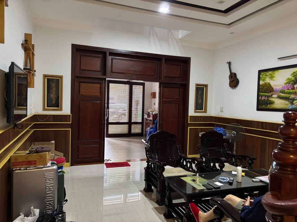 Nhà mặt tiền Bạch Đằng, Tân Lập, Nha Trang 100m² giá 23 tỷ - Đầu tư sinh lời ngay!