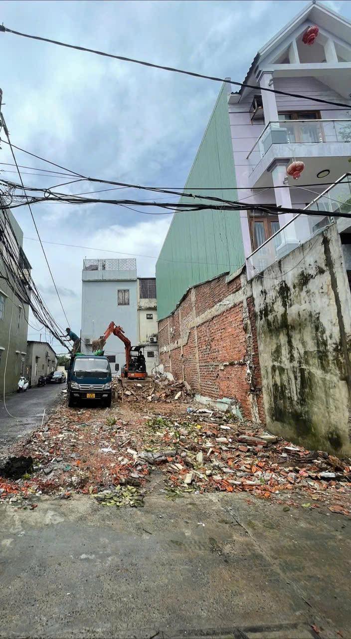 Đất 2 mặt kiệt ô tô 70m² giá 5.55 tỷ - Cơ hội đầu tư hấp dẫn tại Hải Châu!