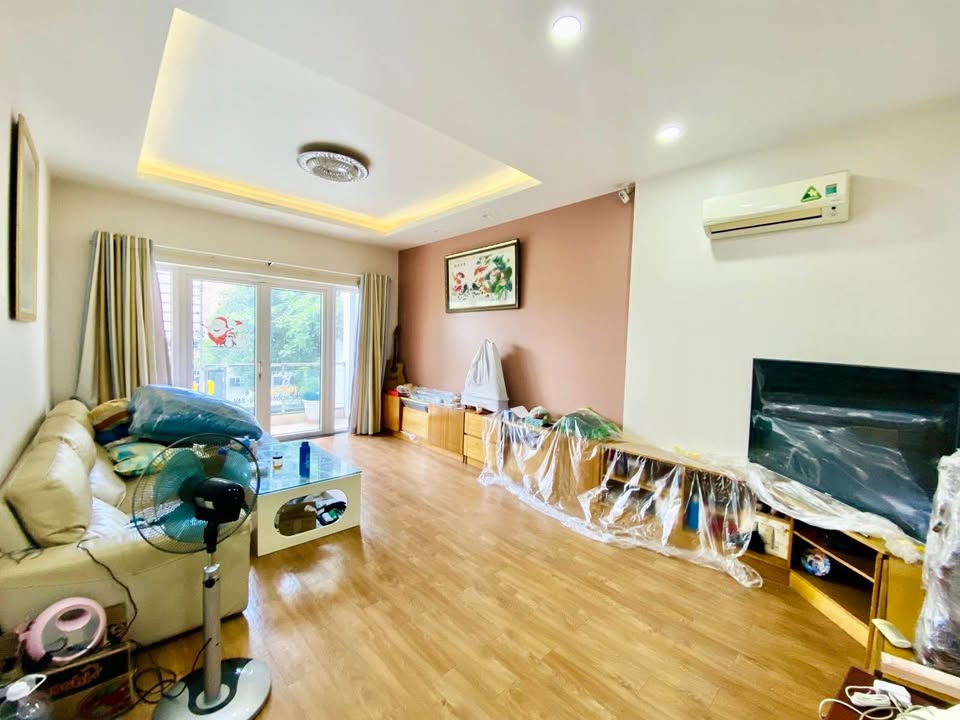 Nhà mặt tiền đường Số Tân Quy 80m² giá 18.4 tỷ - Khu kinh doanh sầm uất!