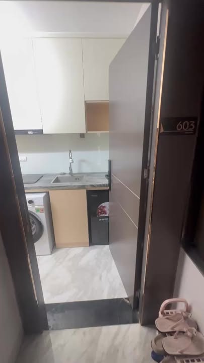 Căn hộ cho thuê Cầu Giấy 40m² giá 4.8 triệu - Tiện nghi đầy đủ như khách sạn 5 sao!