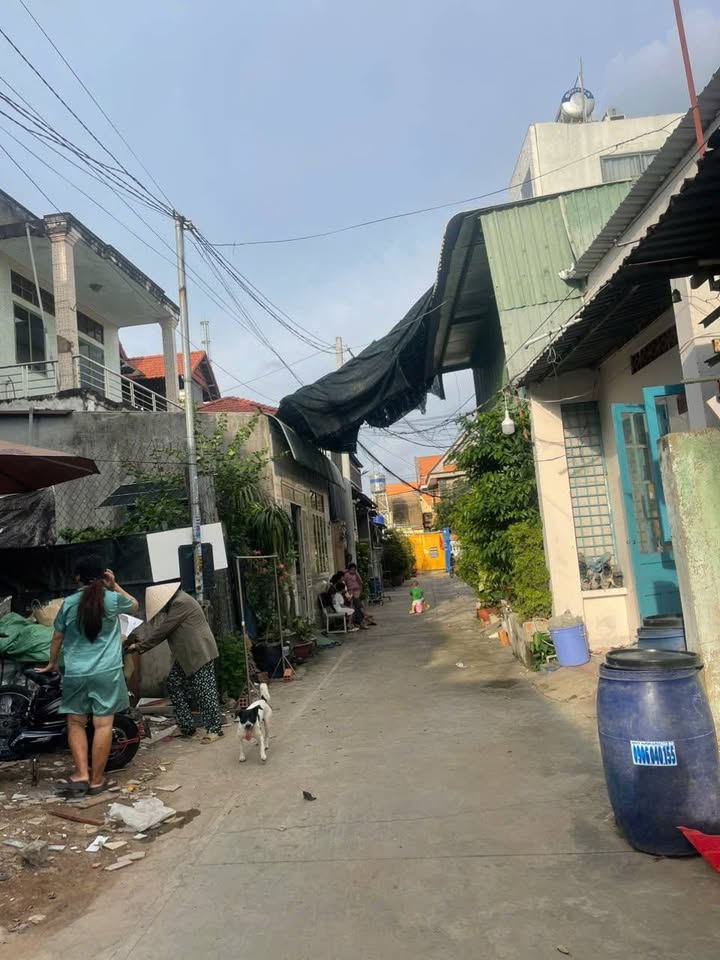 Đất nền Dĩ An 87,4m² giá 3 tỷ - Vị trí đắc địa gần Vincom!