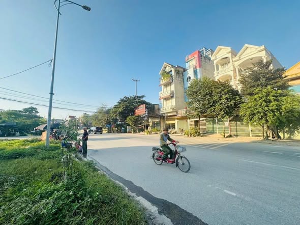 Nhà 2 tầng kinh doanh tại Vân Đình, 176m² giá chỉ 11.424 tỷ - Đầu tư sinh lời ngay!